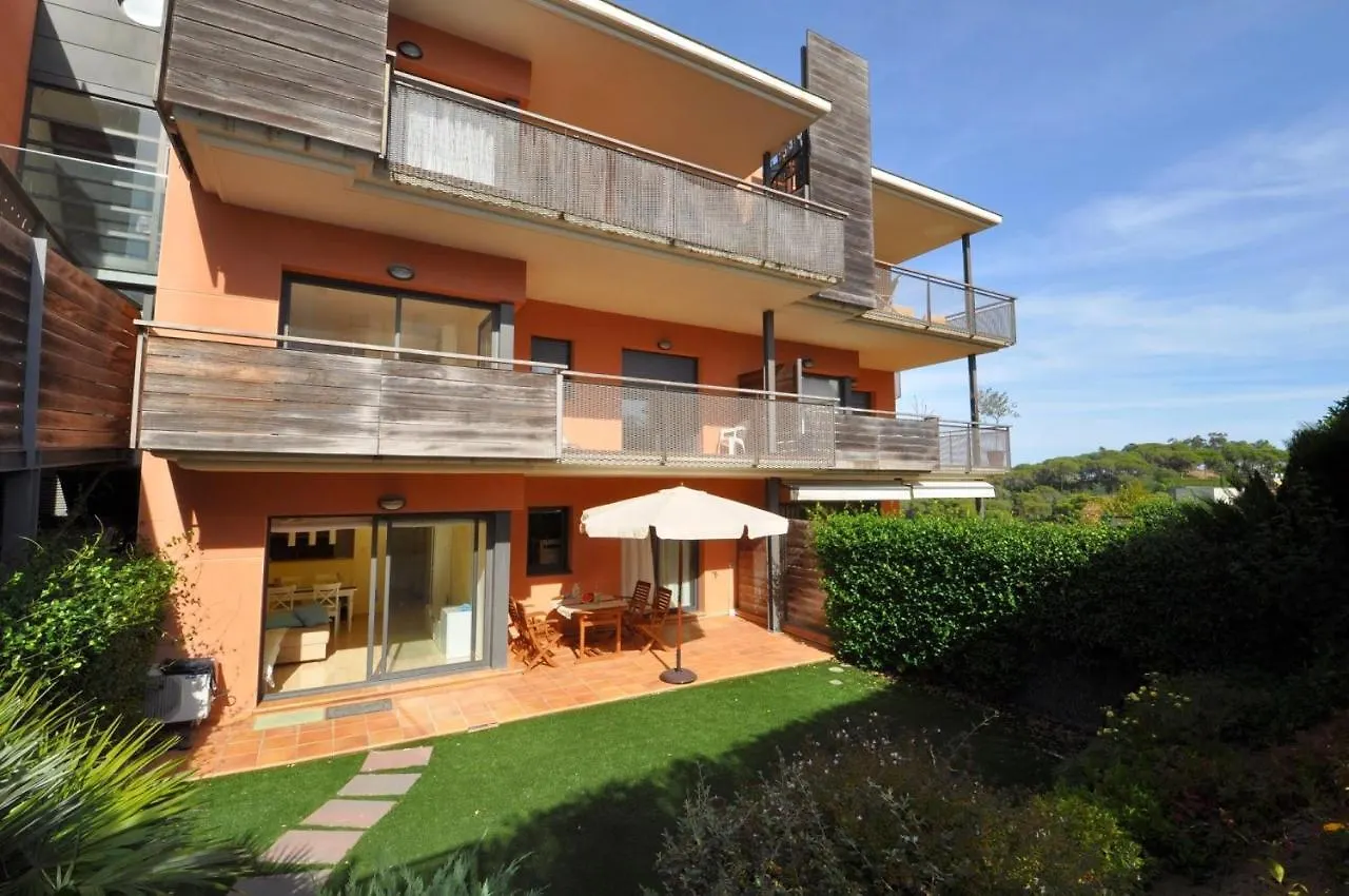 Pretty Garden Apartment Next To A Charming Beach Lloret de Mar Španělsko