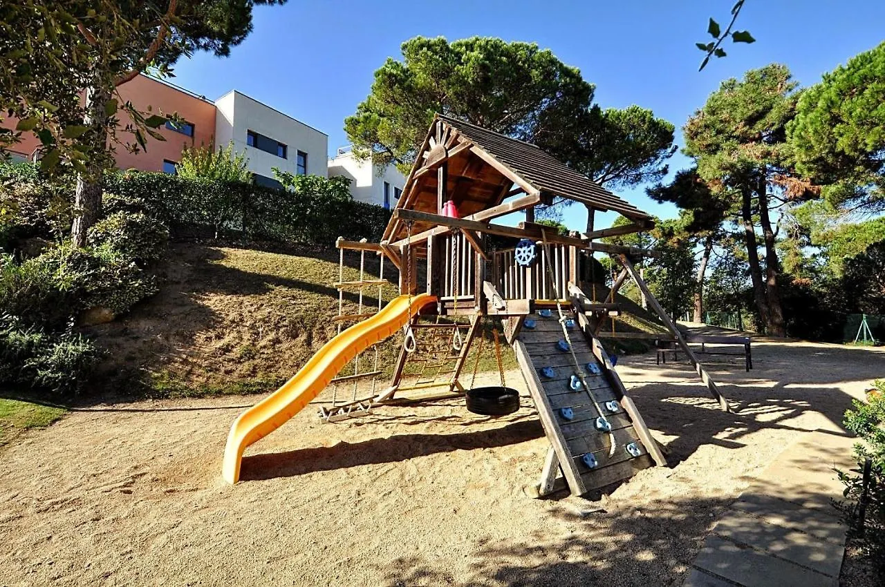 Pretty Garden Apartment Next To A Charming Beach リョレート・デ・マル スペイン