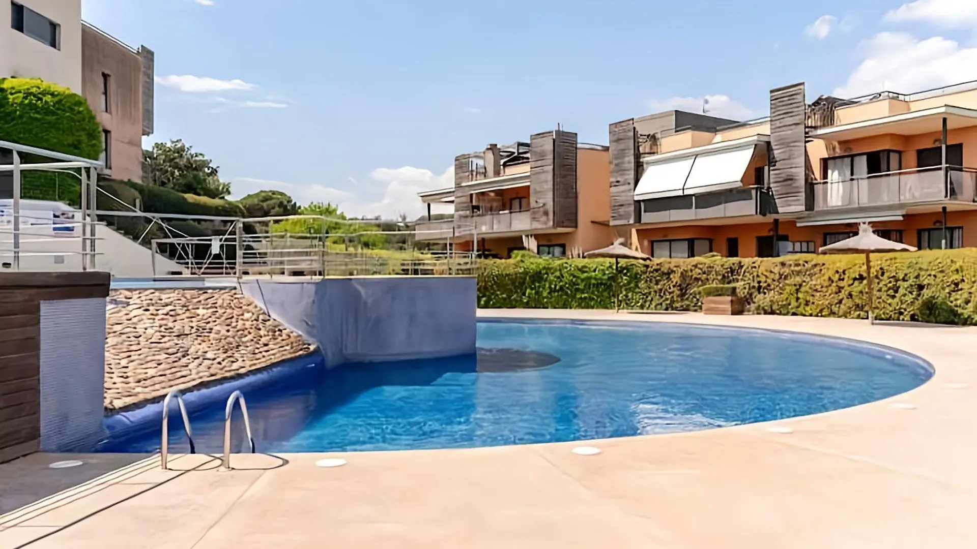 Pretty Garden Apartment Next To A Charming Beach Lloret de Mar 0*,  Španělsko